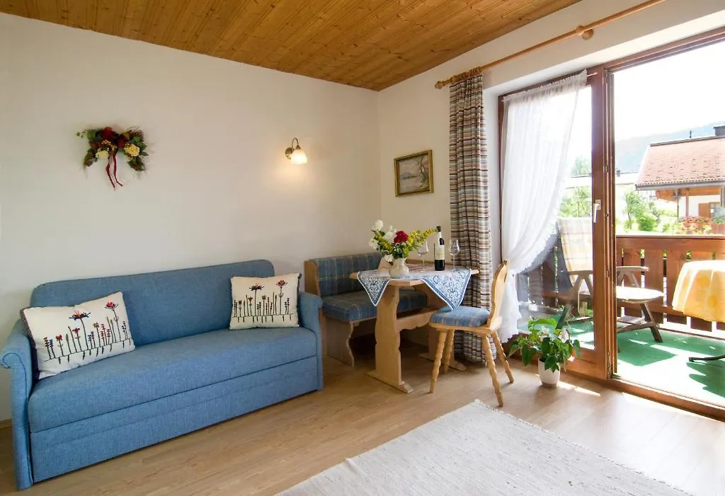 Haus Christl Reit Im Winkl, Kostenloser Parkplatz, 5 Minuten Zum Ortszentrum, Ruhige Lage, Wlan Apartment
